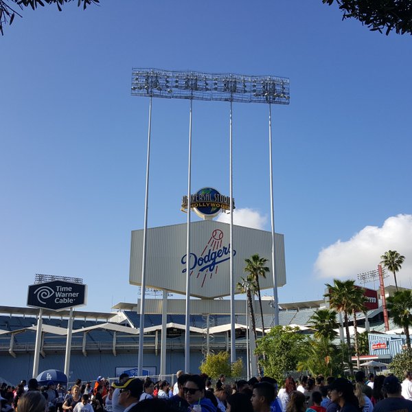 Exterior photo of Dodger Stadium from the parking lot.